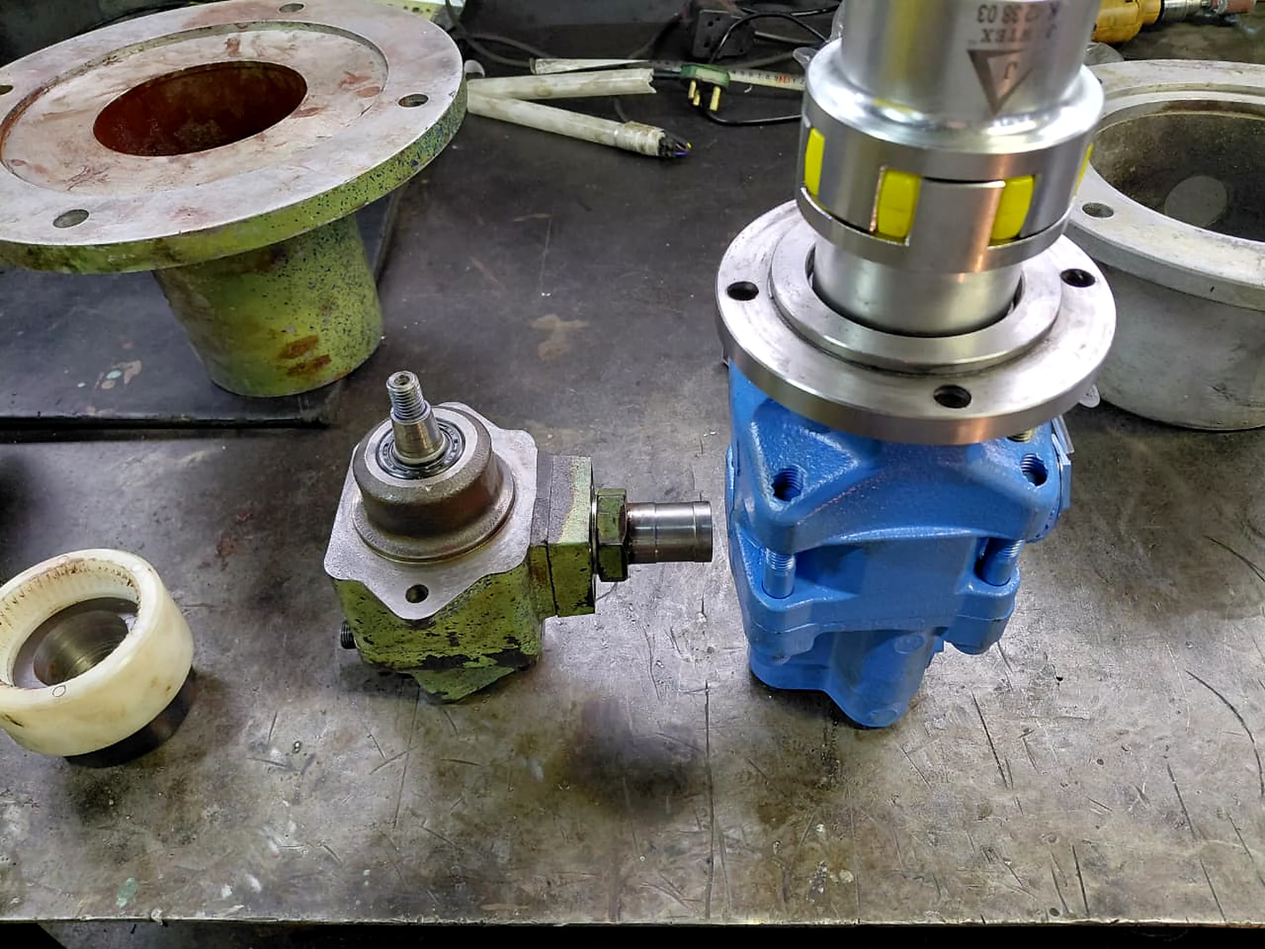 Hydraulic pump assembly and components prepared for repair